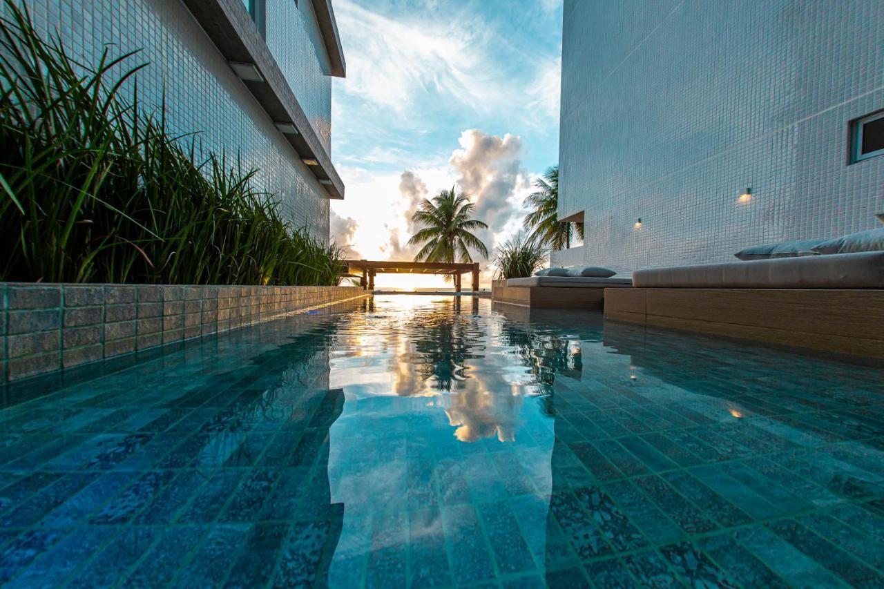 Apartamento Com Jacuzzi Na Beira Mar De Joao Pessoa No Branco Haus エクステリア 写真